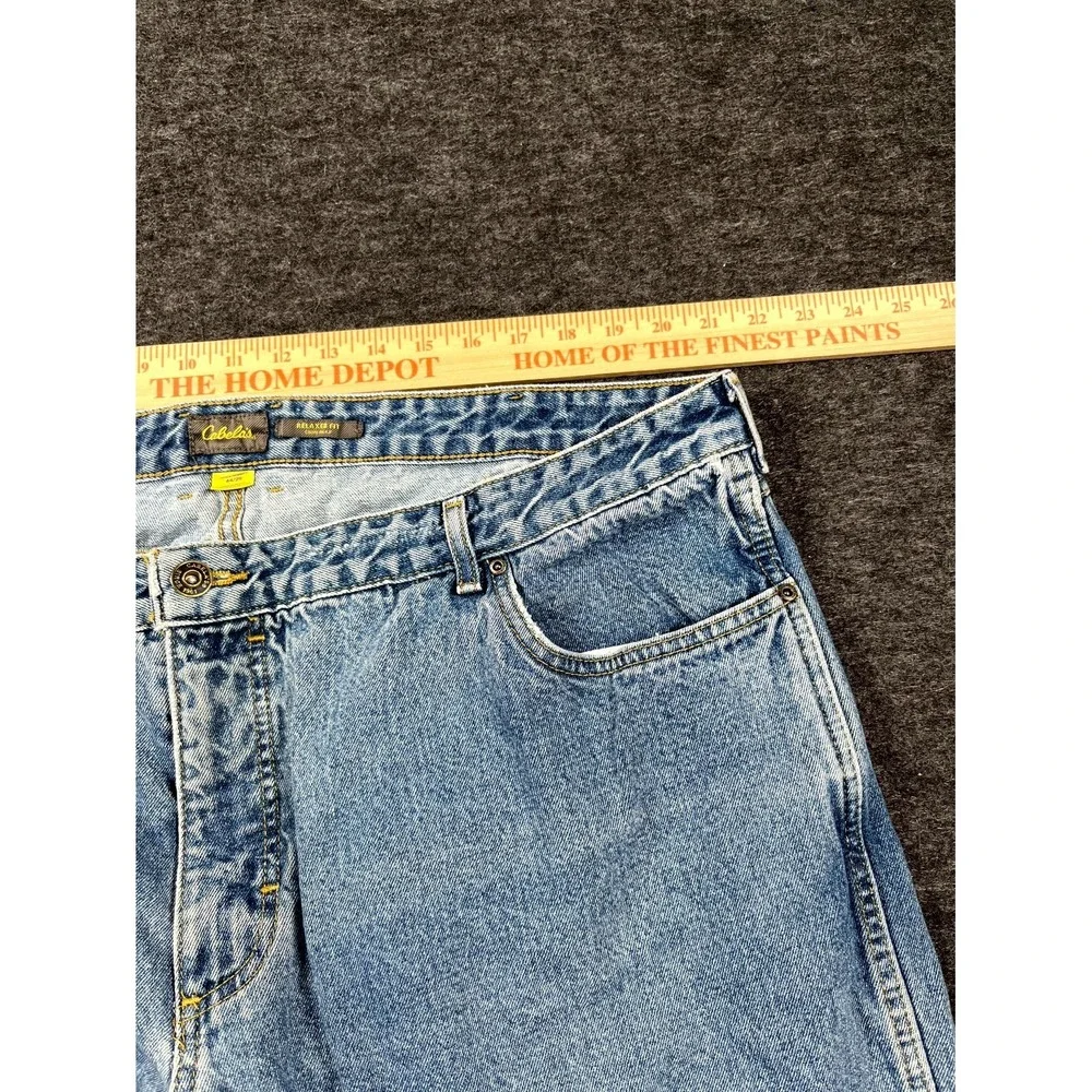 Cabela's Jeans Mens 44x29 Blue Denim Relaxed Fit Medium Wash Straight Leg Casual